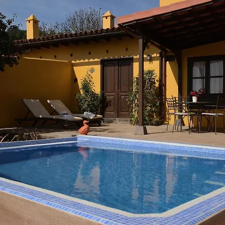 With One Bedroom In Las Rosas With Wonderful Sea View Private Pool Enclosed Garden 10 Km From The Beach * Las Rosas (Arona, Tenerife)