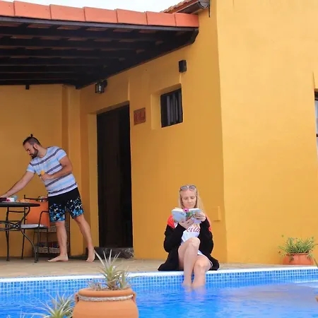 With One Bedroom In Las Rosas With Wonderful Sea View Private Pool Enclosed Garden 10 Km From The Beach Villa Las Rosas (Arona, Tenerife)